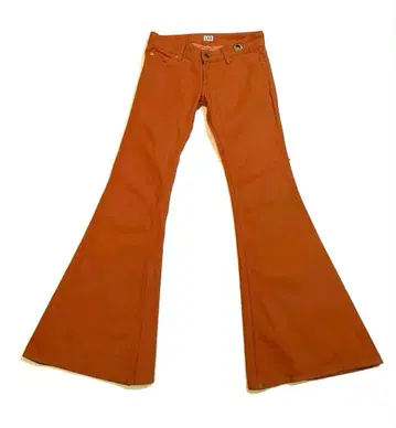 LGB CWF ETHNIC ORANGE FLARE 초기