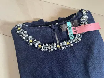 [ 새상품급 ] 스톤 부착 스웨터!