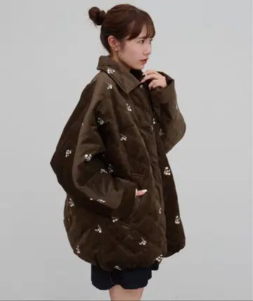 [ umm. ] 벨로아 자수 퀼팅 자켓