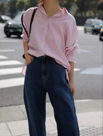 na.e Standard Shirt 나에 핑크 스트라이프 셔츠