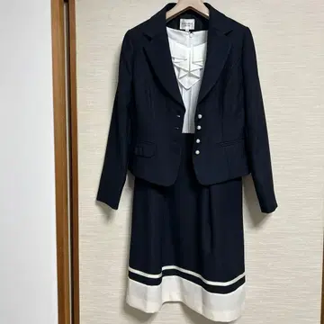 네이비 화이트 세레모니 수트 원피스