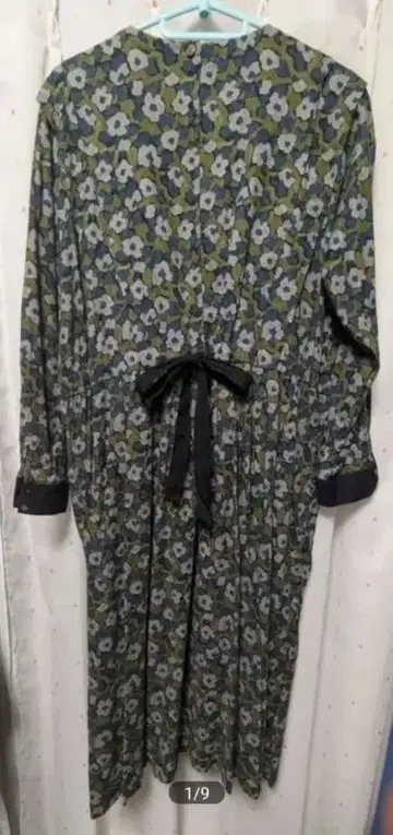 꽃무늬 허리 리본 포함 긴팔 원피스