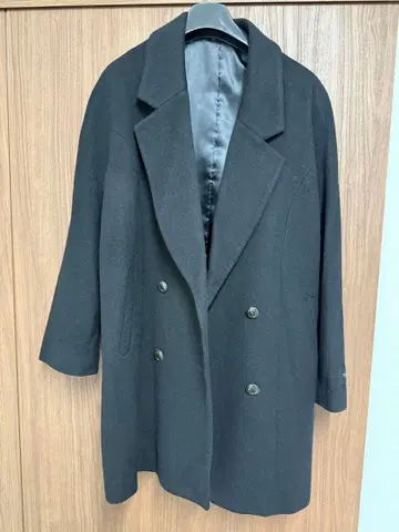 새상품급 캐시미어 혼방 롱 코트 블랙 L 상당