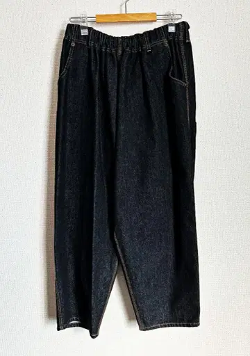 다크 데님 허리밴딩 와이드 팬츠 블랙 루즈 실루엣