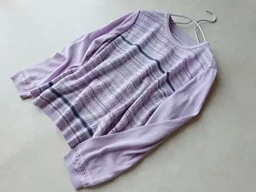 레리안 13+ 장식 니트 스웨터 핑크