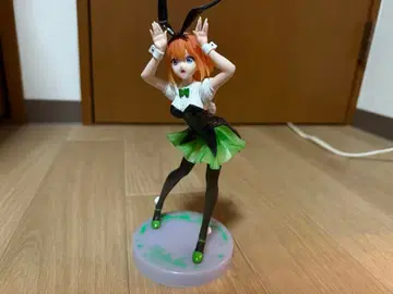 피규어 5등분의 신부 네잎 그린&화이트 드레스