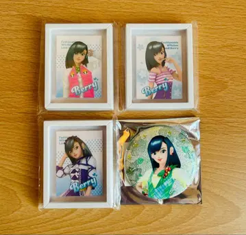 오샤레마녀 러브 and 베리 코마코레 글리터 캔뱃지 베리