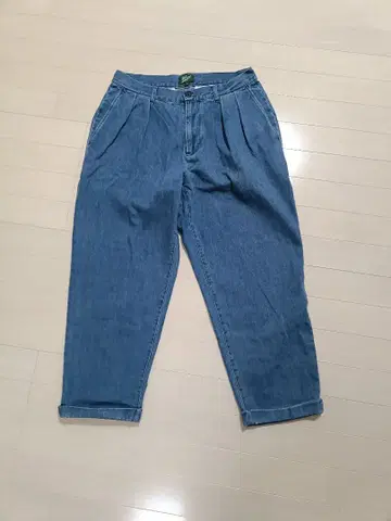 Woodblock M 사이즈 데님 팬츠 테이퍼드