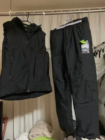 새상품 시착만 한 상품 워크맨 엑스쉘터 세트 L 사이즈 블랙