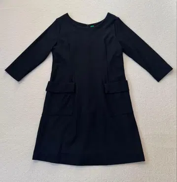 스픽앤스팬 울 원피스 블랙