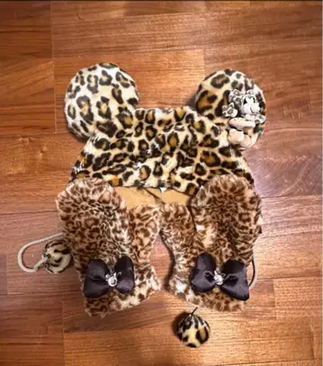 레오파드 무늬 미키 귀도리 모자 장갑만
