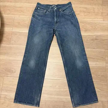 AURALEE 스트레이트 데님 30