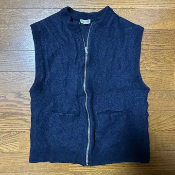 BEAUTY&YOUTH 부클 니트 지퍼 베스트