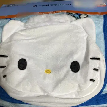 산리오 다니엘 파우치 포함 플리스 담요 70 x 100cm