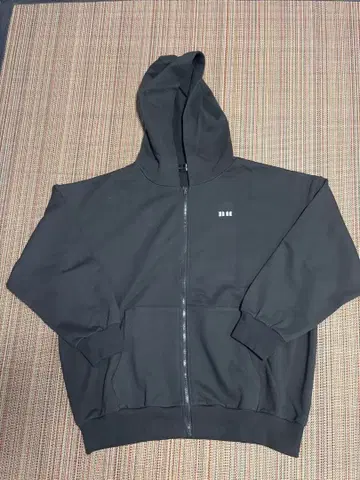 BABYMONSTER 다크 그레이 후드티와 팬츠 세트