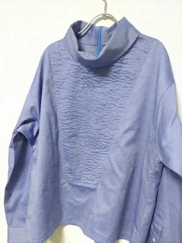 Ray BEAMS 톤 다운 블루 터틀넥 디자인 셔츠 새상품급