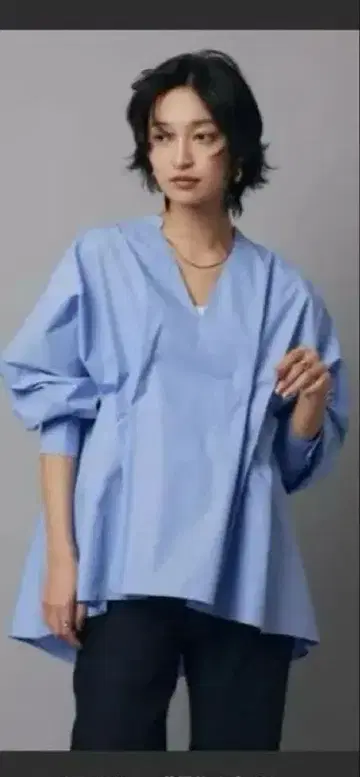 [ 완판 색상 ] 새상품급 RASW 허리 턱 볼륨 블라우스