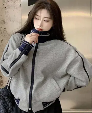 그레이 하이넥 맨투맨 자켓