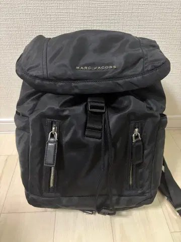 [ 새상품급 ] MARC JACOBS 블랙 백팩