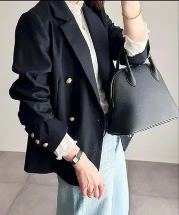 골드 버튼 더블 브레스트 테일러드 자켓