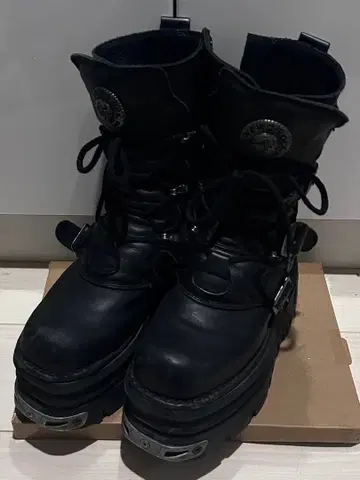 New Rock 부츠 사이즈 39