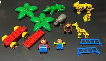 [정크] LEGO 듀플로 동물 피규어와 블록