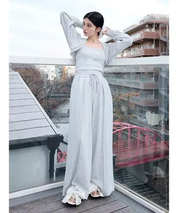 프레이 아이디 맨투맨 턱 팬츠