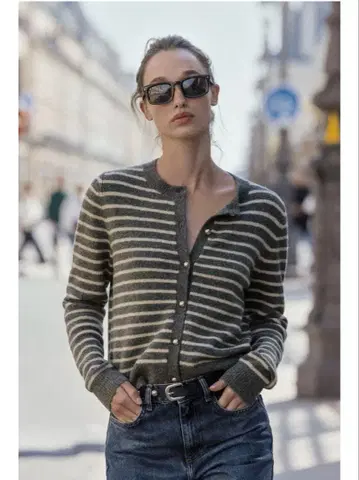 ZARA 스트라이프 패턴 니트 가디건 긴팔