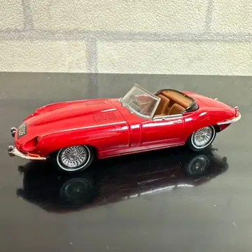 DINKY MATCHBOX 1967SERIES E TYPE JAGUAR