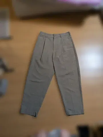 GU 베이지 슬랙스 M 사이즈