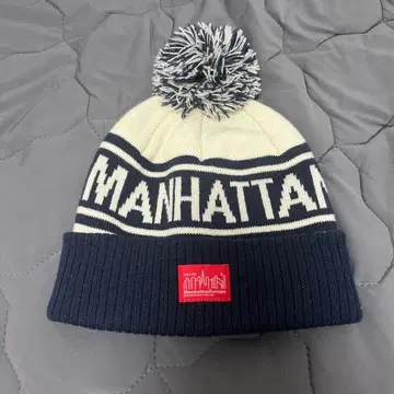 Manhattan Portage 폼폼 니트 모자