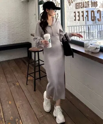 ROYAL PARTY (ZOZO 한정판) ZIP 후드 타이트 원피스