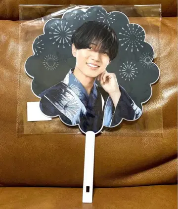 King & Prince 와 불꽃놀이 나가세 렌 부채