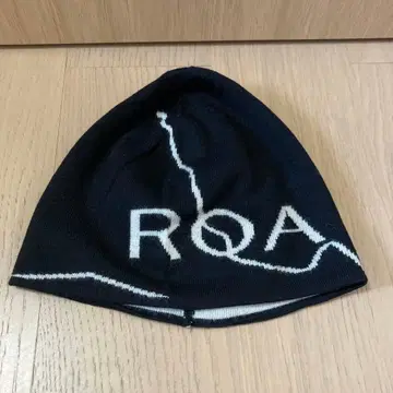 ROA 니트 모자 RBUM202YA02 블랙/화이트