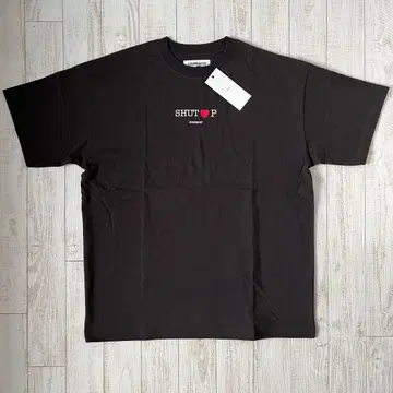 CHARI & CO SHUT HEART UP TEE