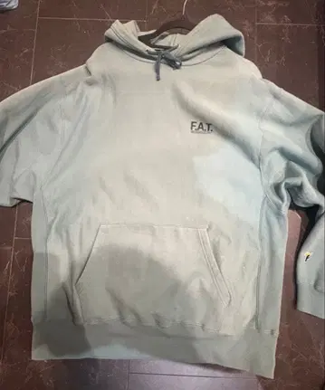 F.A.T. 후드티