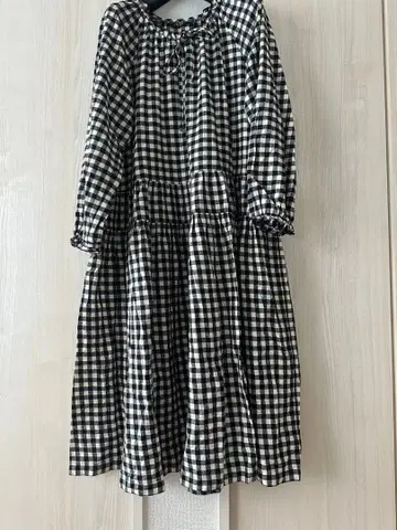 핑크하우스 블랙 블록 체크 플란넬 원피스 / 2024년 봄