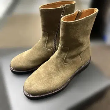 BEAUTY&YOUTH 쿠션 Vibram 페코스 부츠