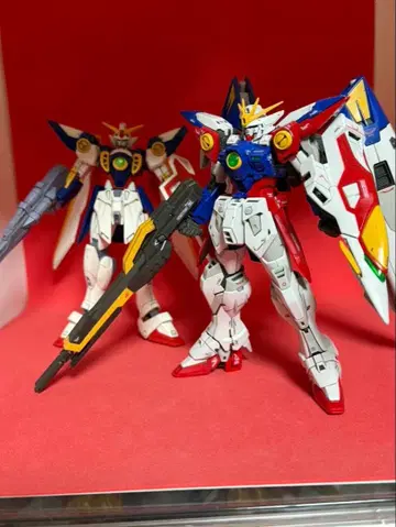 RG 1/144 윙건담 제로와 EG 건담 완성품 세트