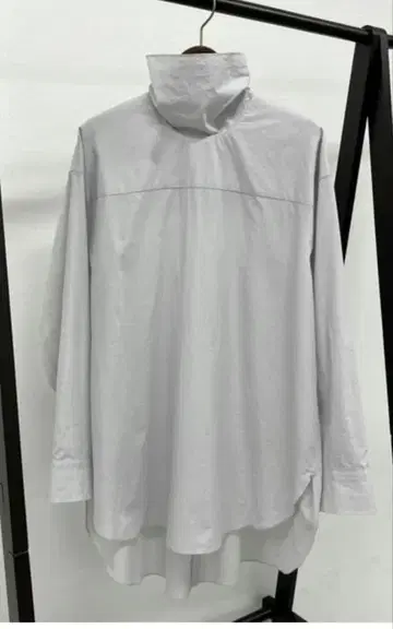 비어즐리 라이트 그레이 터틀 긴팔 셔츠