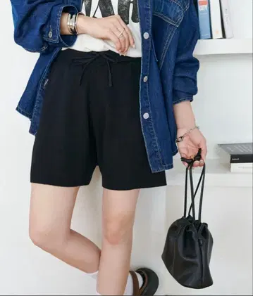 discoat 니트 숏팬츠 블랙