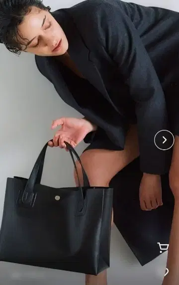 THE ART OF CARRYING 토트백