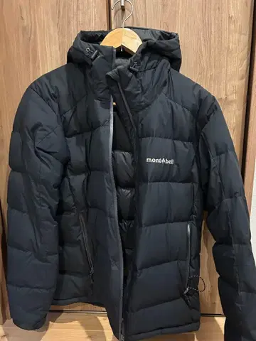 mont-bell 블랙 다운 자켓 M