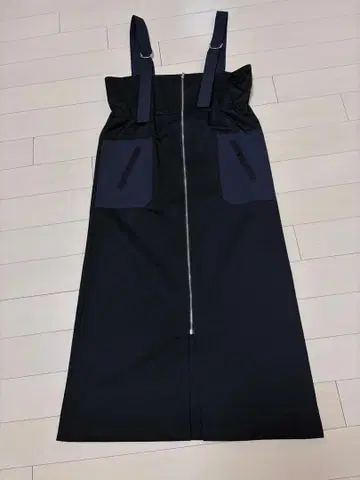 LUCA LADY LUCK LUCA 블랙 재퍼 스커트 지퍼 포함