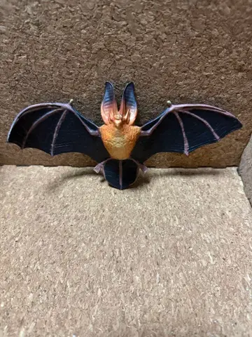 박쥐 피규어 약 20cm