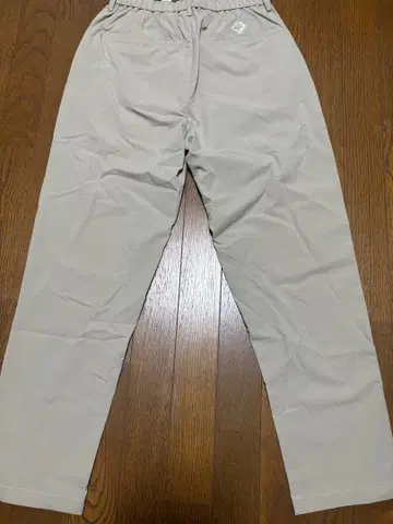 캐주얼 베이지 팬츠 허리밴딩