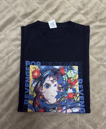 Mika Pikazo 티셔츠