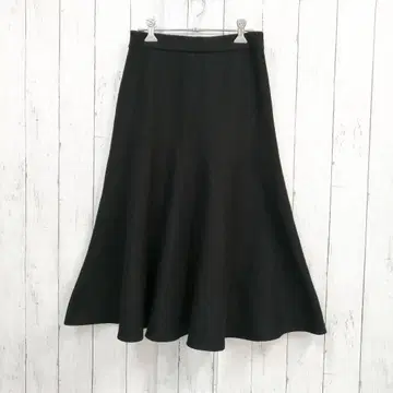 Arpege story 니트 플레어 스커트 블랙