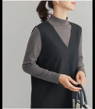 새상품 어반 리서치 도어스 코튼 스무스 하이넥 풀오버 M