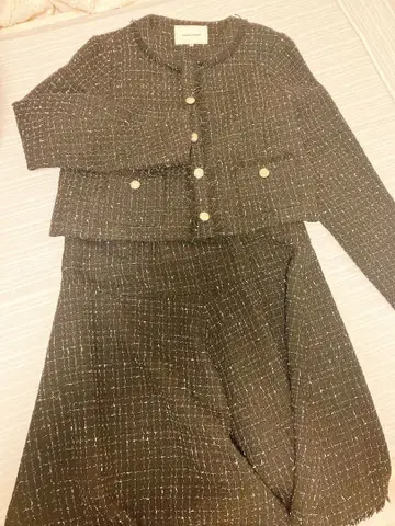 레스 빠세 LAISSE PASSE 트위드 셋업